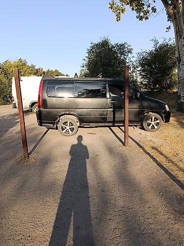 минивен фото: Honda Stepwgn: 2000 г., 2 л, Автомат, Бензин — 8