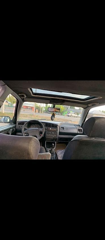 вмб 3: Volkswagen Golf: 1993 г., Механика, Хэтчбэк — 10