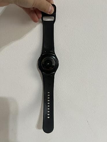 Срочно на продаже! Б/у 2 месяца Умные часы Samsung Galaxy Watch (серия