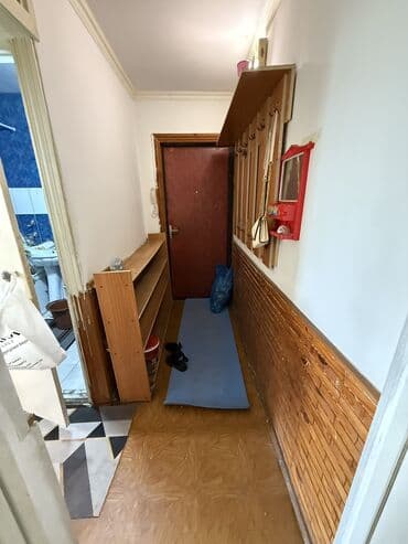 квартира на мецяс: 1 комната, С мебелью частично — 8