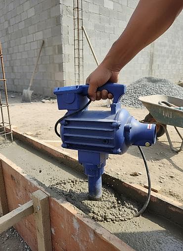 вибратор бетона: Глубинный вибратор DECO синего цвета, предназначенный для уплотнения — 1