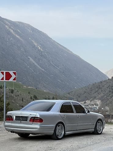 Mercedes-Benz E-Class: 2002 г., 5.5 л, Автомат, Бензин, Седан