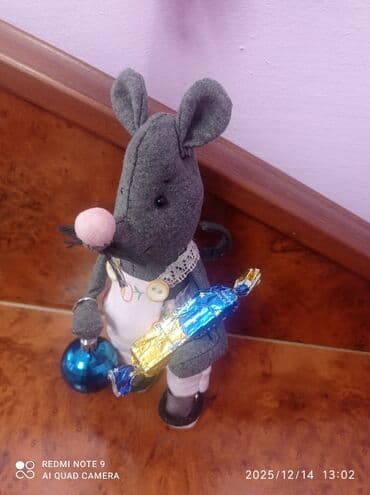 домик для птицы: Интерьерная мышка ручной работы 🐁. Лапки и хвост подвижные. Находится — 2