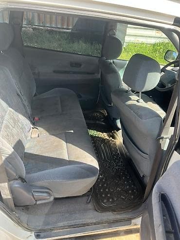 амортизаторы ипсум: Toyota Picnic: 1999 г., 2 л, Механика, Дизель, Минивэн — 9
