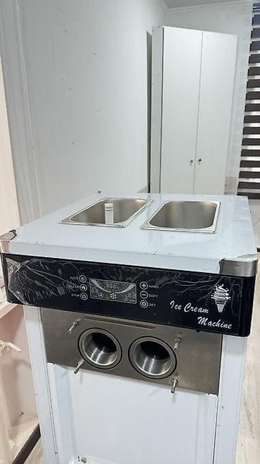 бетон колесо: Профессиональный автомат для мягкого мороженого (Ice Cream Machine) — 4