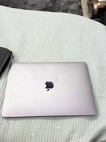 17 про махс: MacBook Pro 13", чип Apple M2 (2022) Основные характеристики: - Экран — 2
