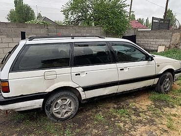 степ эреф 1: Volkswagen Passat: 1990 г., 1.8 л, Кол менен иштөөчү, Бензин, Хетчбек — 7
