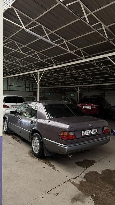 мотор морнинг: Mercedes-Benz W124: 1992 г., 2 л, Механика, Бензин, Седан — 3