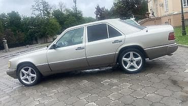 мерседес 124 вампер: Mercedes-Benz 220: 1992 г., 2.3 л, Автомат, Бензин, Седан — 2