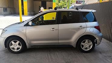 windom 2003: Toyota Ist: 2003 г., 1.5 л, Автомат, Бензин, Хэтчбэк — 6