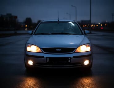 грузовой авто: Ford Mondeo: 2002 г., 1.8 л, Механика, Бензиновая, Седан — 1