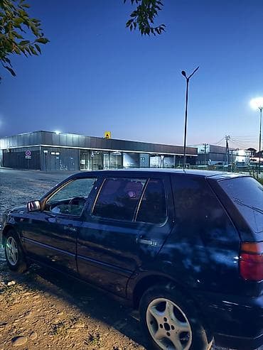 mini kuper: Volkswagen Golf: 1995 г., 1.6 л, Механика, Бензин, Хэтчбэк — 4