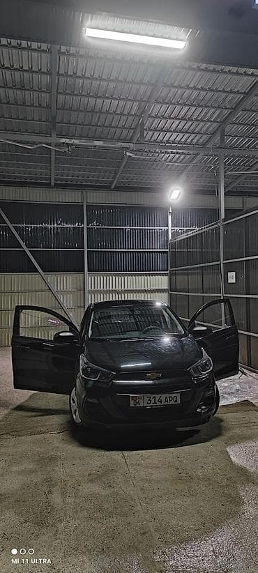 куплю авто в расрочку: Chevrolet Spark: 2017 г., 1 л, Автомат, Бензин, Хэтчбэк — 4