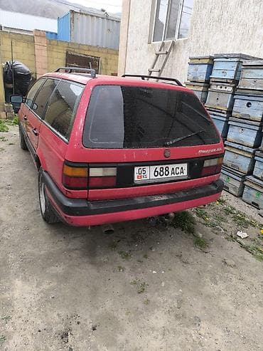 Volkswagen Passat Variant: 1989 г., 1.8 л, Механика, Бензин, Универсал