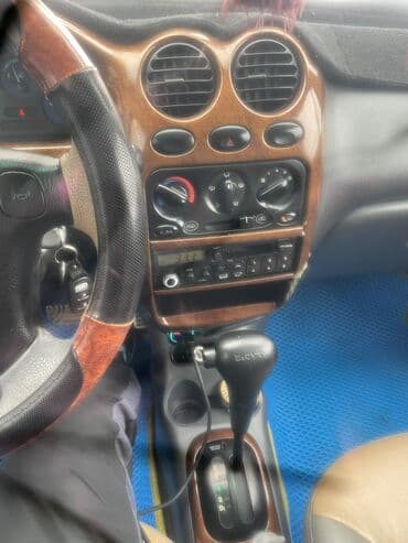 айнек машина: Microcar : 2003 г., 0.8 л, Вариатор, Бензин, Хетчбек — 4