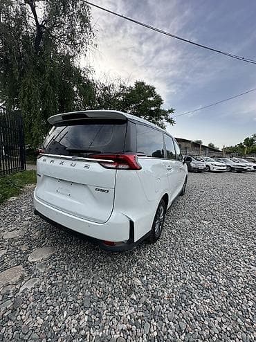 dongfeng s50ev: MAXUS G50
2021/11.
1.5 turbo 
Автомат 
10.300$ 
Миниторг у капота — 6