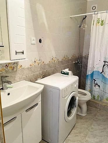 Продажа домов: Г. Чолпон- Ата в центре 2-этажный кирпичный дом 6-соток Дом 5ком — 9