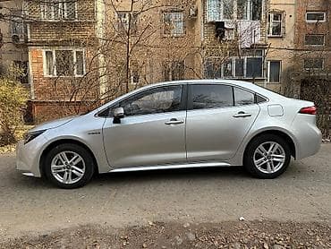 camry 55: Toyota Levin: 2020 г., 1.8 л, Вариатор, Гибрид, Седан — 5