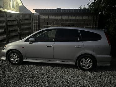 Транспорт: Honda Stream: 2002 г., 2 л, Автомат, Бензин, Универсал — 5