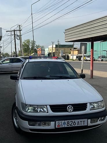 sprinter 2003: Volkswagen Passat: 1993 г., 1.8 л, Механика, Бензин, Седан — 3