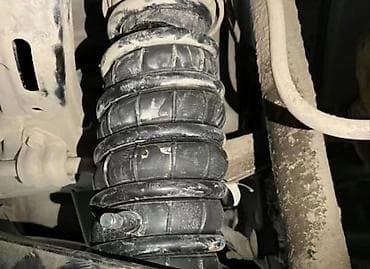 пневмо балоны: Комплект пневмобаллонов Mercedes-Benz 2026 г., Б/у, Оригинал, Турция — 2