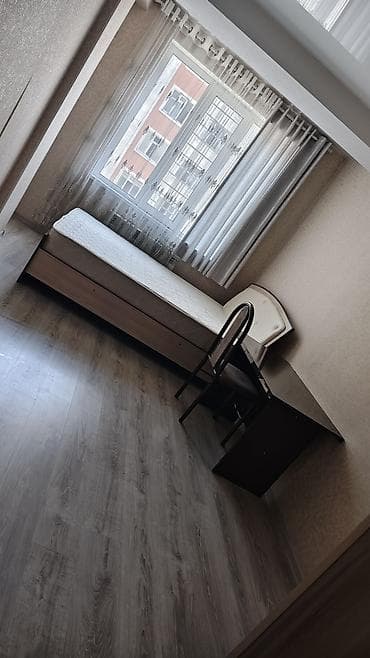 снять квартиру 3 комнаты: 3 комнаты, 100 м², 8 этаж, Свежий ремонт — 3