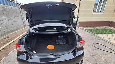 Toyota Corolla: 2012 г., 1.8 л, Автомат, Бензин, Седан — 10