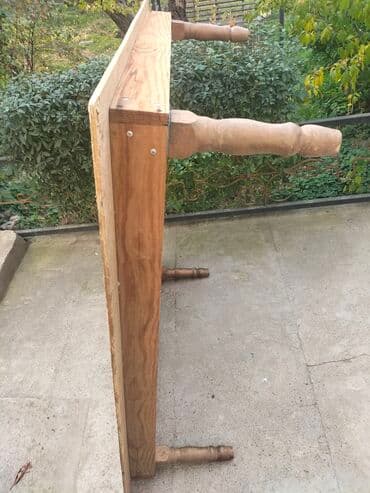 пищевой стол: Кухонный стол, Б/у, Прямоугольный, Нераскладной — 1