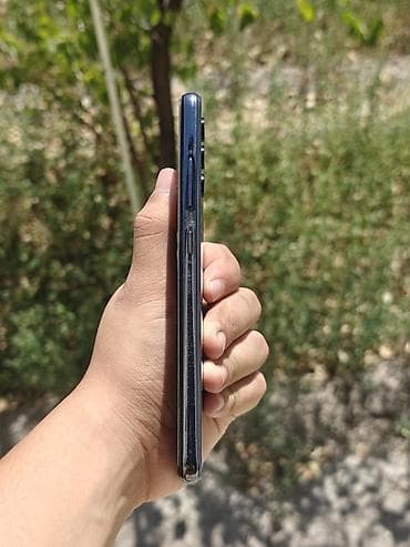 телефон кракен: Samsung Galaxy A32, Б/у, 128 ГБ, цвет - Черный, 2 SIM — 4