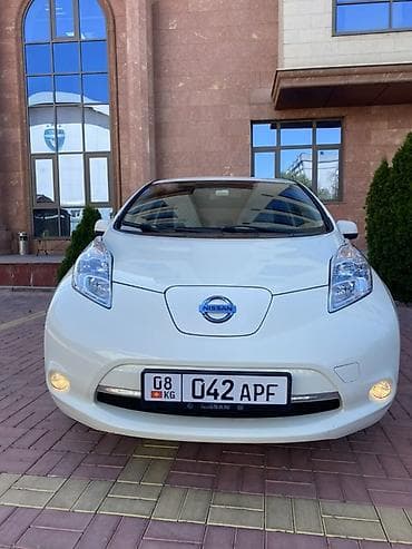Nissan Leaf: 2013 г., Вариатор, Электромобиль, Хэтчбэк
