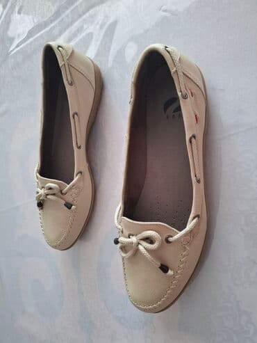фирменная обувь из италии: ПРОДАЮ 1.Женские новые мокасины,партугалия, бежевого цвета с — 1