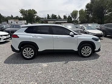 cross: Toyota Corolla Cross: 2024 г., 2 л, Автомат, Бензин, Кроссовер — 3
