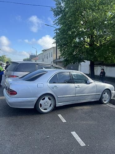 w211 e500: Mercedes-Benz E-Class: 2000 г., 2.6 л, Седан — 5