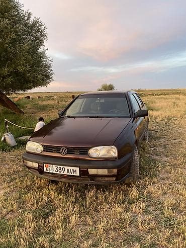 Унаа: Volkswagen Vento: 1995 г., 1.8 л, Кол менен иштөөчү, Седан — 2