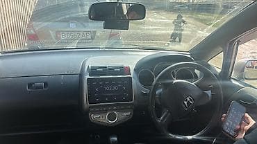 подкрылки на фит: Honda Fit: 2002 г., 1.5 л, Вариатор, Бензин, Хэтчбэк — 5