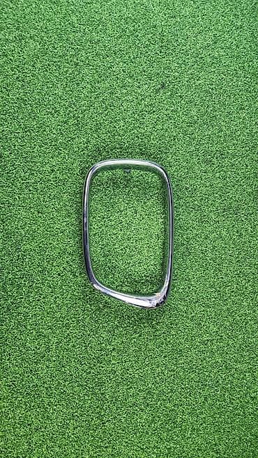 belarus mtz: Окантовка Ноздри с дефектом Е39 левая рест Год 2001 В отличном — 3