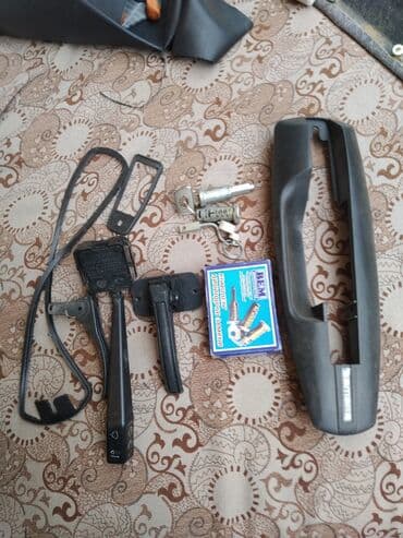 тай эти бишкек: Жазуу үстөл, Колдонулган — 29