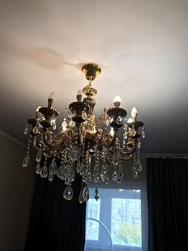 Продается люстра