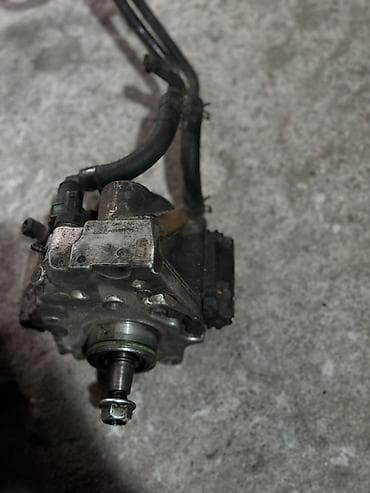 электро бензонасос: Топливная аппаратура Hyundai 2015 г., Б/у, Оригинал — 3