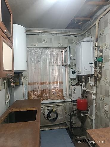 участок старый толчок: ПРОДАЁТСЯ ДОМ В РАЙОНЕ СТАРОГО ТОЛЧКА 📍 ул. Тоголок Молдо ▫️ Площадь — 6