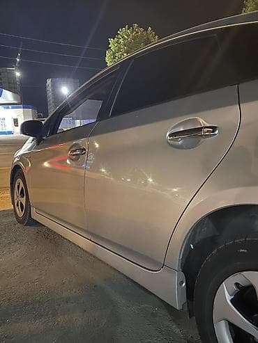 приус 2015 года: Toyota Prius: 2015 г., Гибрид, Хэтчбэк — 7