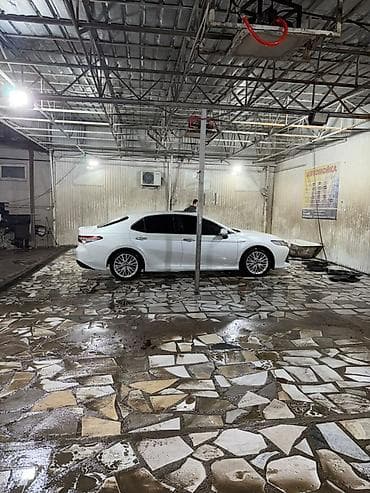 Продажа авто: Toyota Camry: 2018 г., 2.5 л, Автомат, Гибрид, Седан — 3