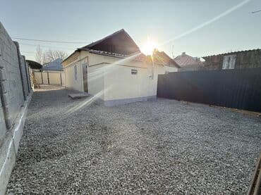 полдома бишкек продажа: Үйдүн жарымы, 40 м², 2 бөлмө, Риелтор, Косметикалык оңдоо — 6