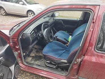 машина сена: Volkswagen Vento: 1993 г., 1.8 л, Ручные, Бензин, Седан — 9