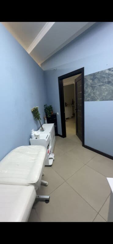 срочно сниму квартиру в районе кирком стром на долгий срок: Сдаю Кабинет в салоне, 15 м², Для мастера по маникюру, Для шугаринга, эпиляции — 3