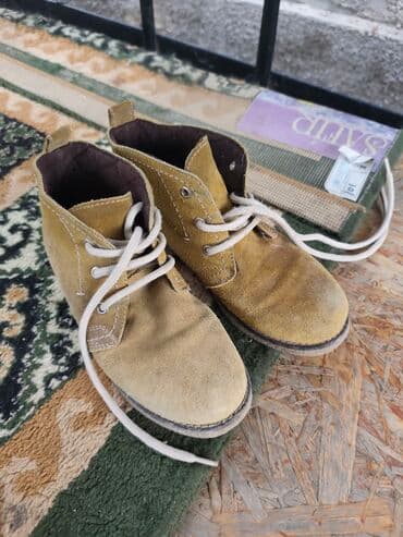 отдам даром дания: Замшевые ботинки-дерби (челси/дезерты) на шнуровке. турецкое — 1