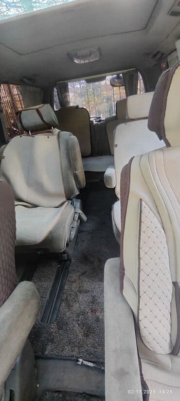 большой машина: Nissan Elgrand: 2000 г., 3 л, Автомат, Дизель, Минивэн — 4
