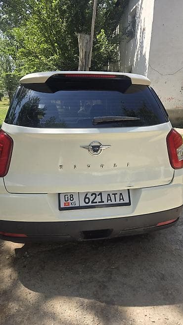 Транспорт: Ssangyong Tivoli: 2018 г., 1.6 л, Автомат, Дизель, Кроссовер — 2