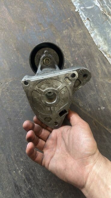 step: Натяжитель Honda 2003 г., Б/у, Оригинал, Япония — 1