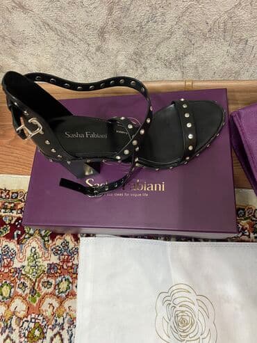 шлепка: Босоножки, 38, Sasha Fabiani, Новый, цвет - Черный, Бесплатная доставка — 2